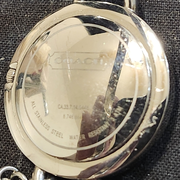 BEAUTIFUL VINTAGE COACH Phoebe BRACLET WATCH - Picture 5 of 8